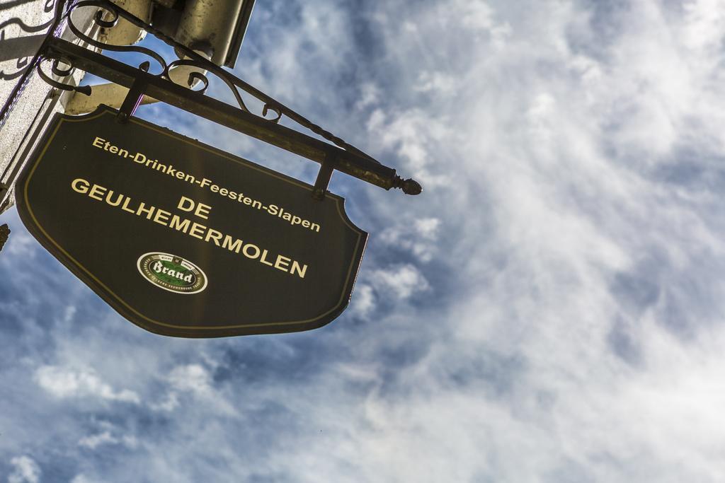 ホテルTavern De Geulhemermolen ベルグ・エン・テルブレイト エクステリア 写真