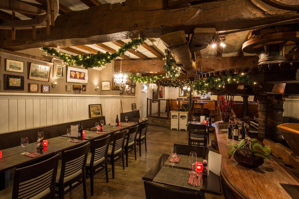 ホテルTavern De Geulhemermolen ベルグ・エン・テルブレイト エクステリア 写真